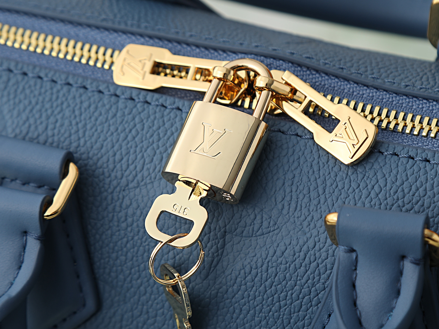 Louis Vuitton Speedy Bandoulière 20 Monogram Empreinte Leather Bag - Image 6