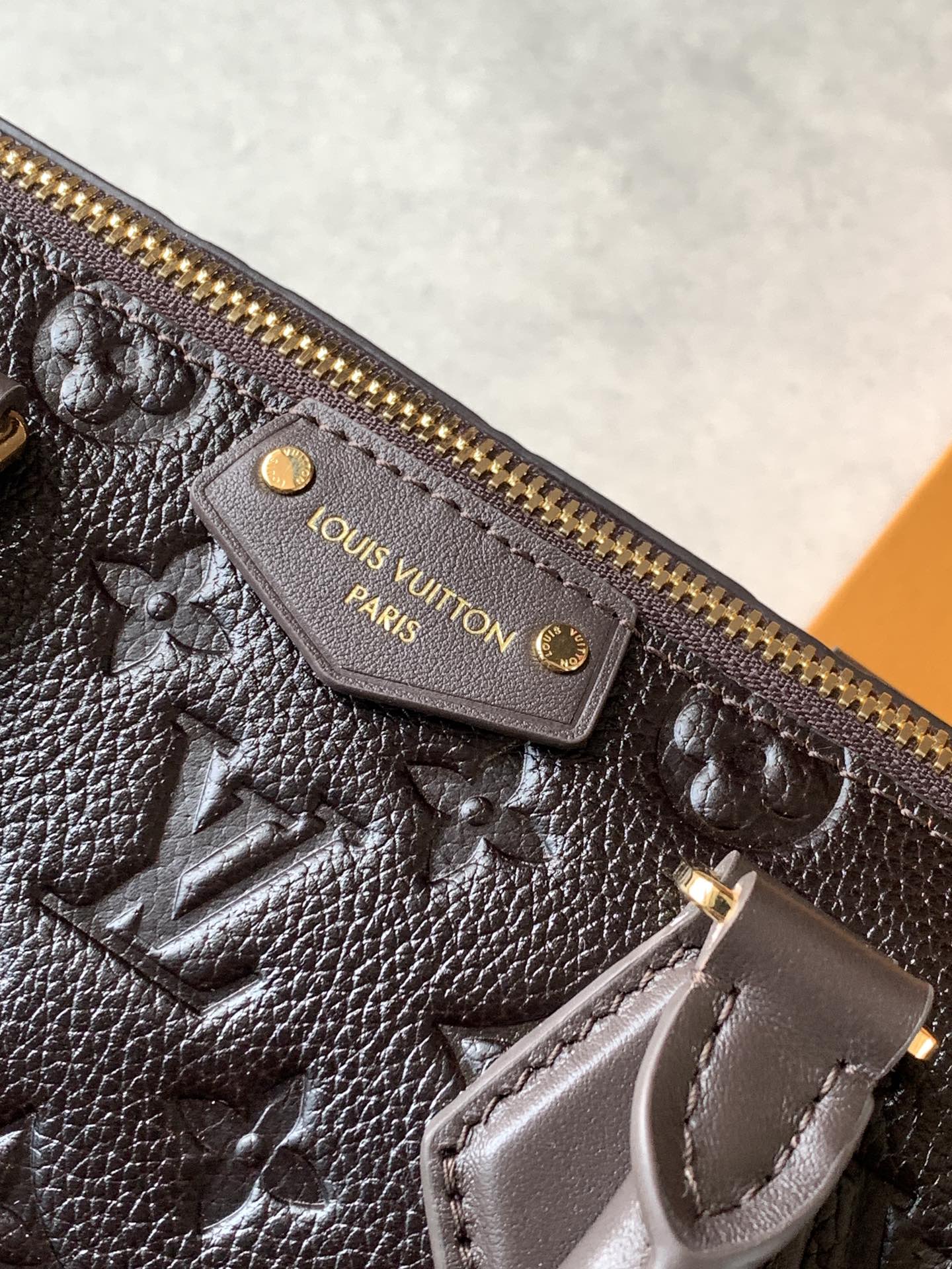 Louis Vuitton Speedy Trunk 25 Handbag - Image 6