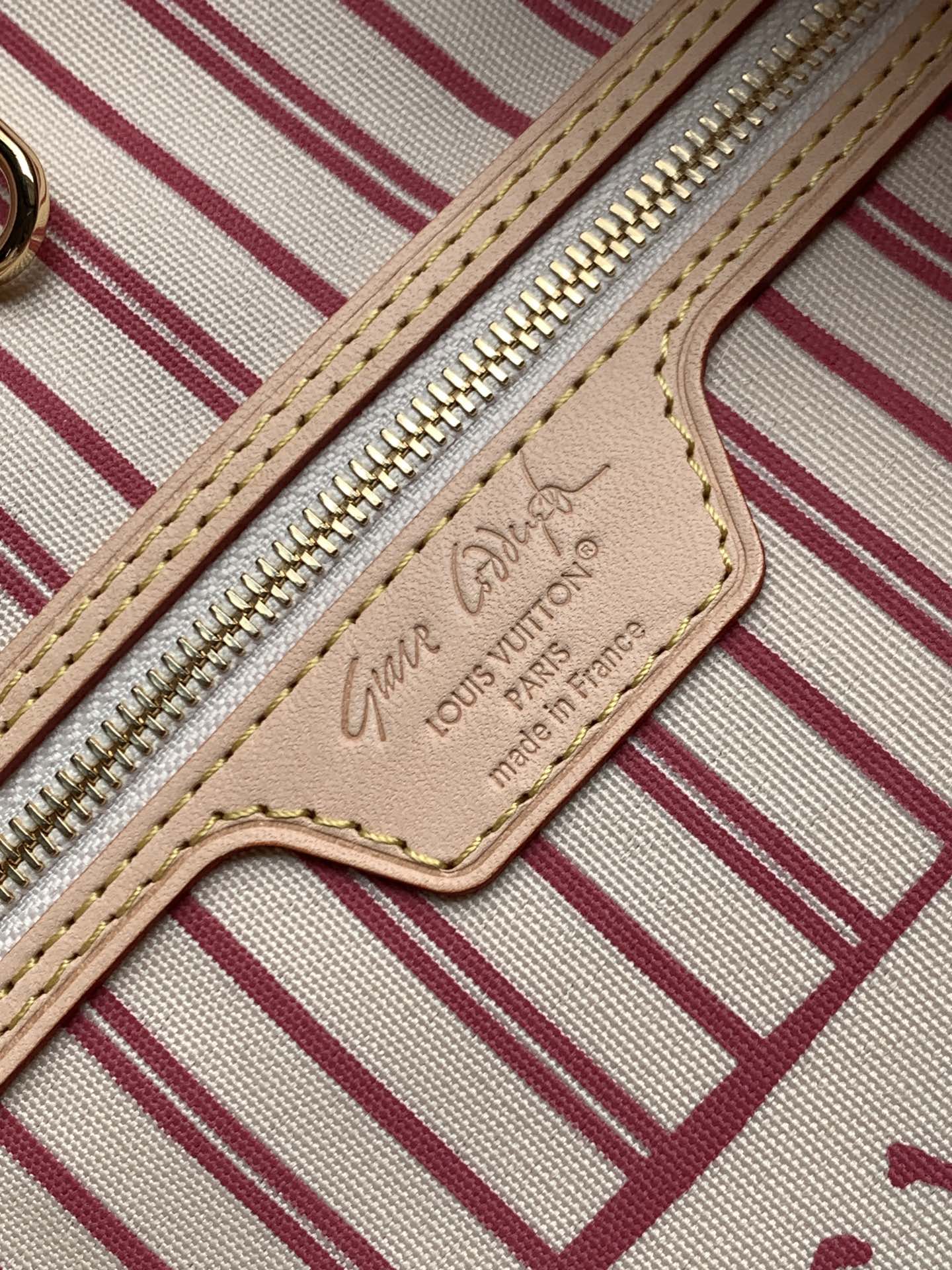 Neverfull Bandoulière Inside Out GM Monogram Tote Bag - Image 6