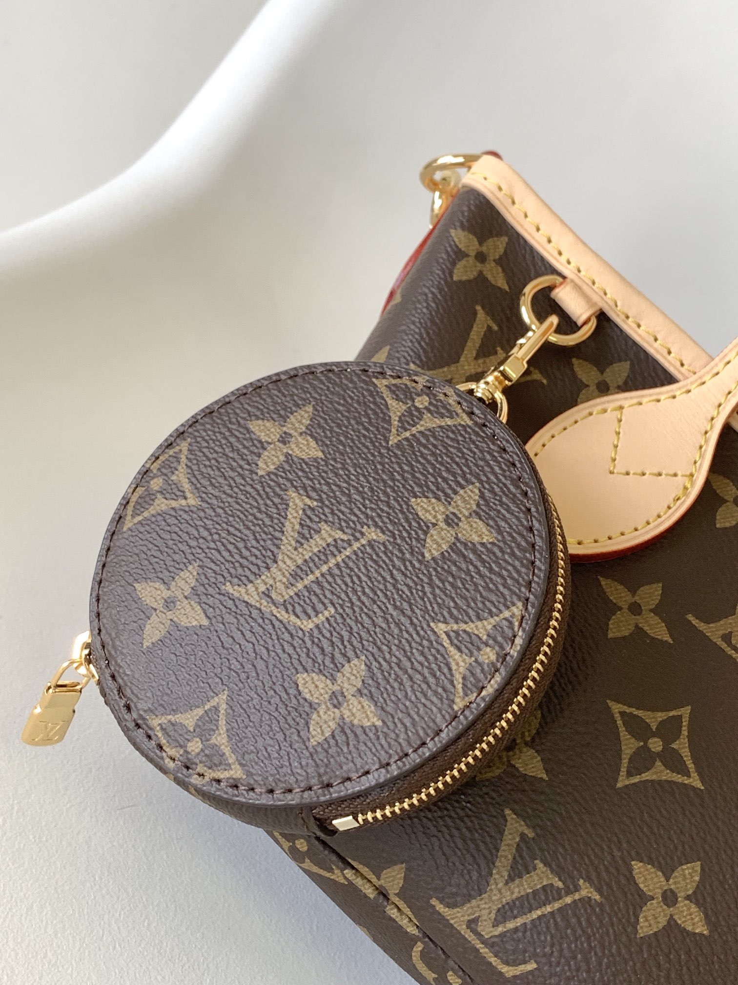Louis Vuitton Neverfull BB Handbag M46705 - Image 6