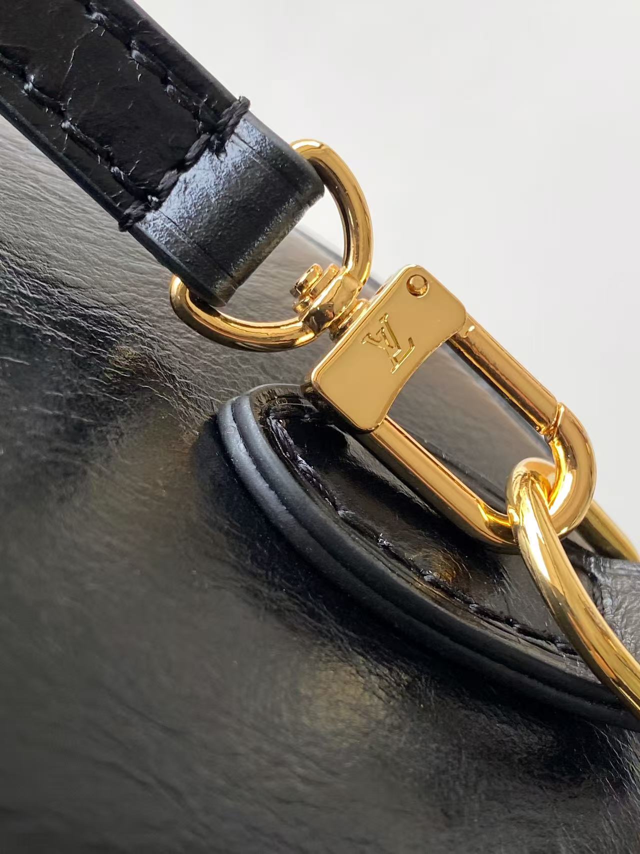 Louis Vuitton Speedy Bandoulière 20 Monogram Sequins Crossbody Bag - Image 6