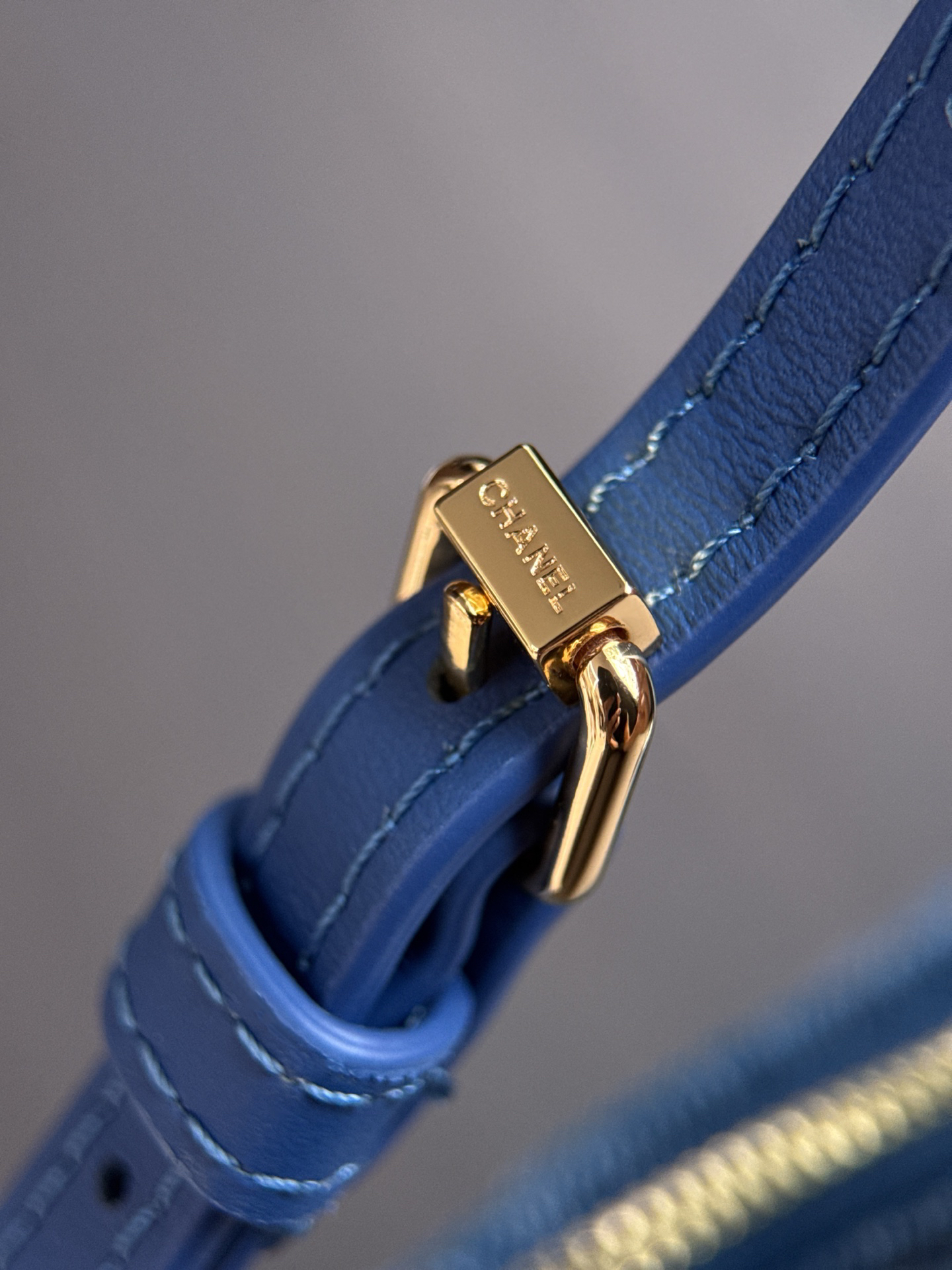 Chanel Classic Blue Denim Crossbody Bag with Double C Logo - Image 6