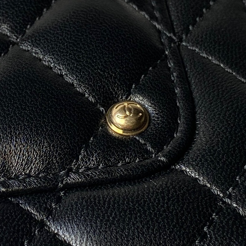 Chanel 25B Classic Vintage Backpack AS5704 - Image 6