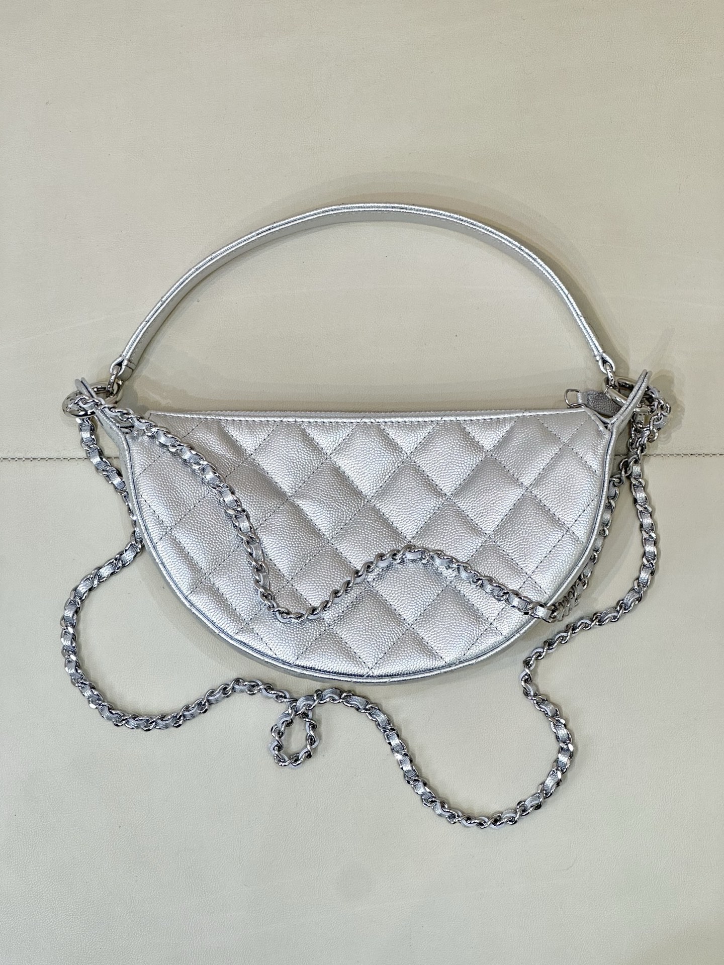 Chanel 26S Half-Moon Bag - Image 6