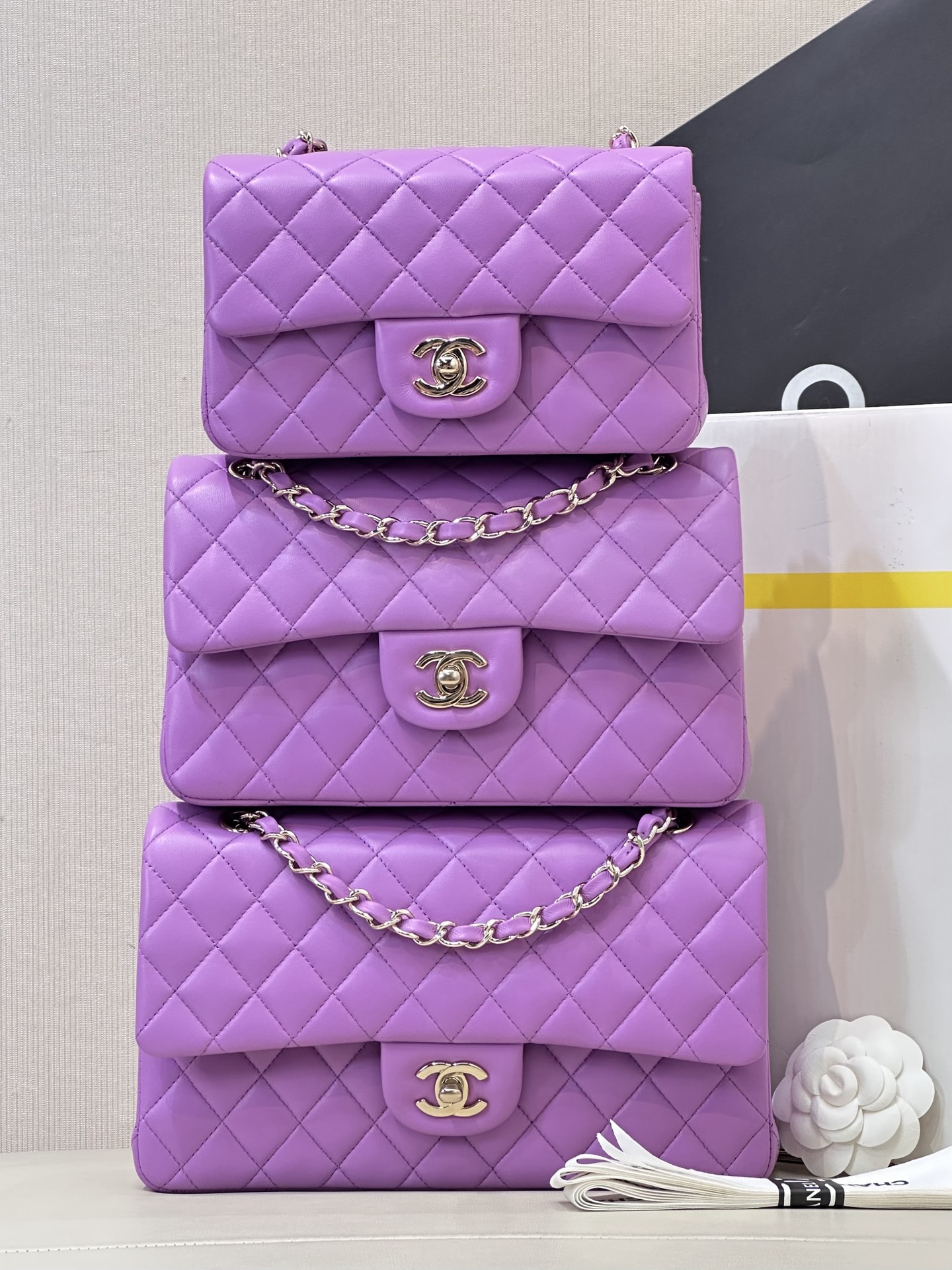 Chanel Classic Flap Crossbody Bag - Image 6