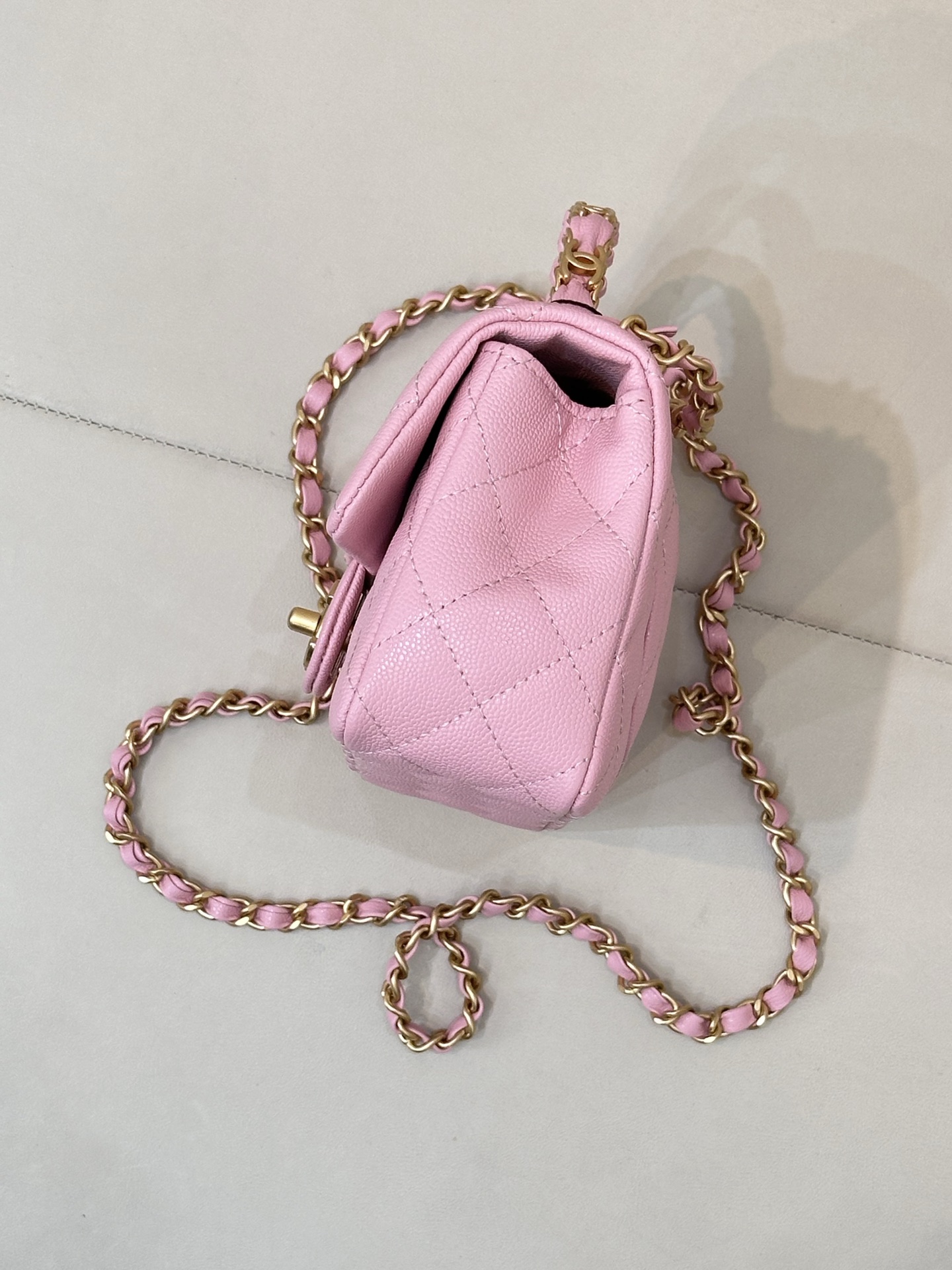 Chanel 24B Mini Classic Flap Bag in Pink - Image 6