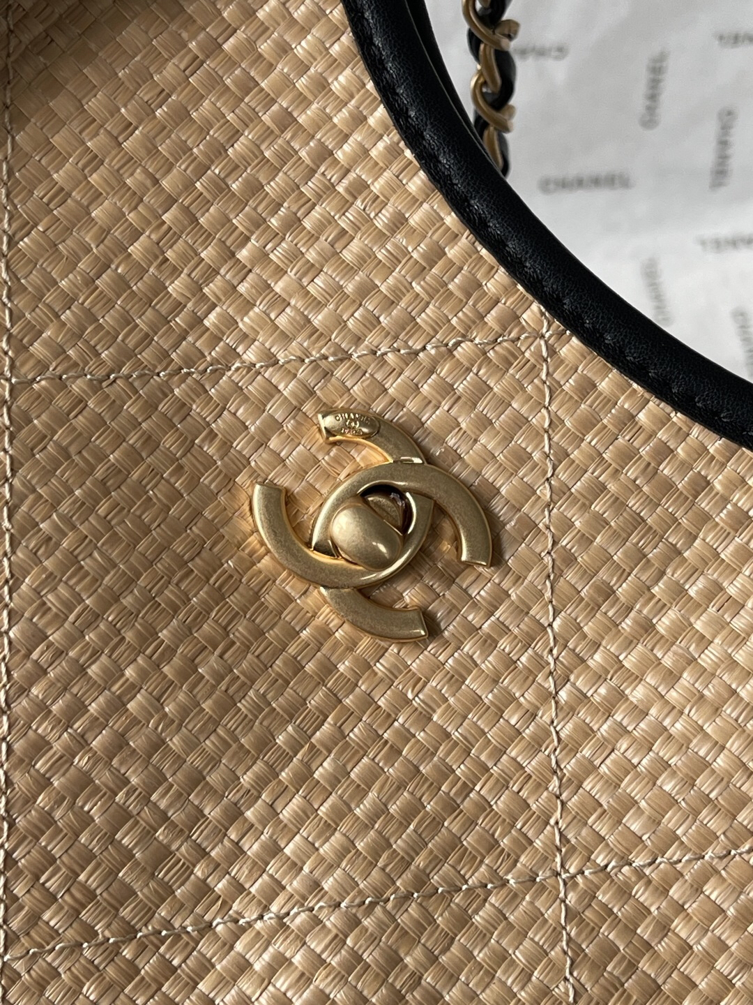 Chanel 25S Maxi Hobo Tote Bag - Image 6