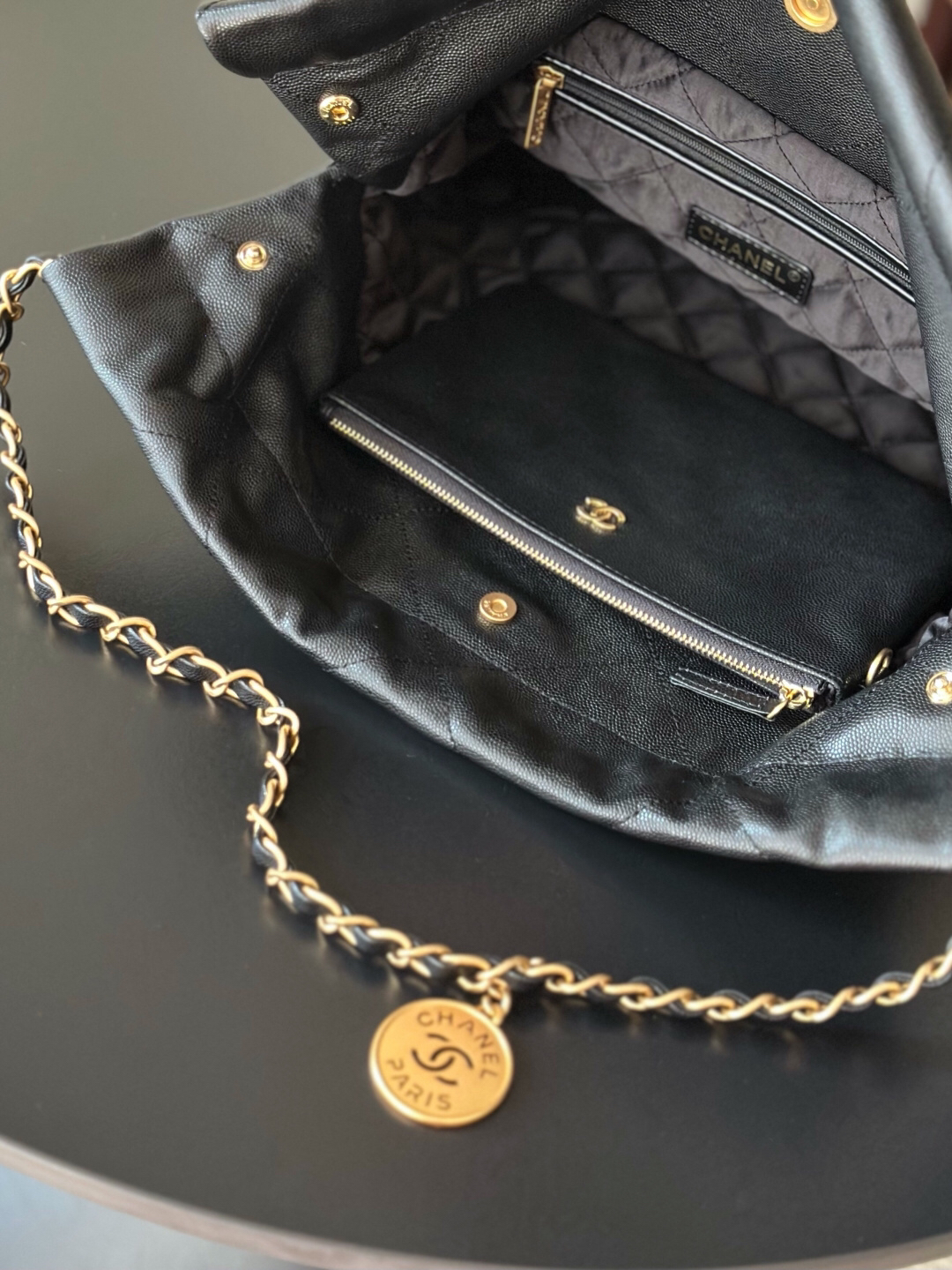 Chanel AS3260 Waxed Calfskin Shoulder Bag - Image 6