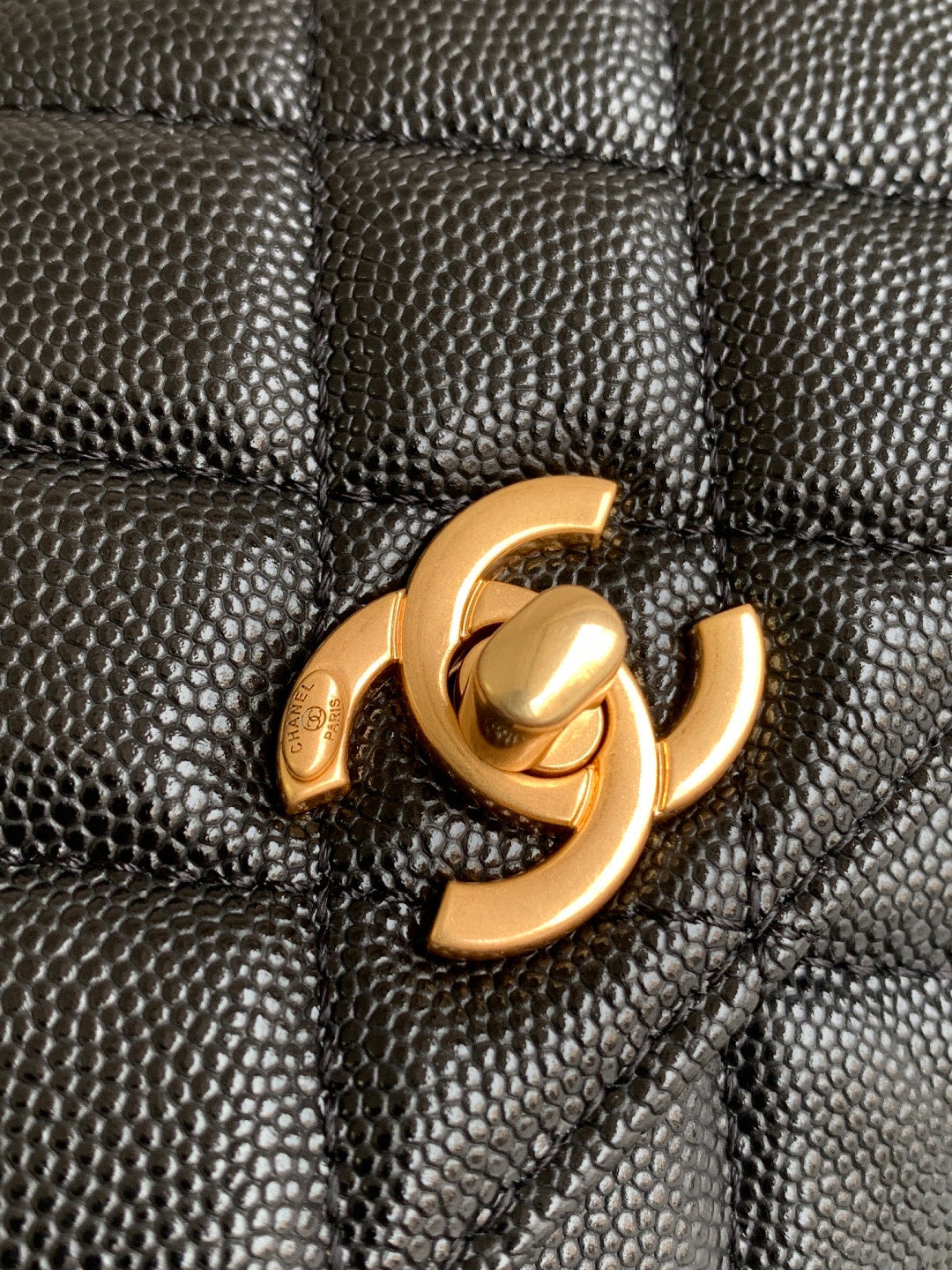 Chanel Mini Coco Handle Flap Handbag AS2215 - Image 6