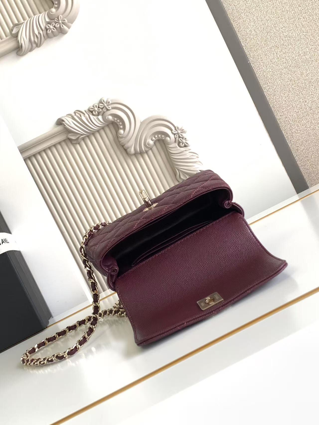 Chanel Coco Handle Classic Handbag AS4244 - Image 6