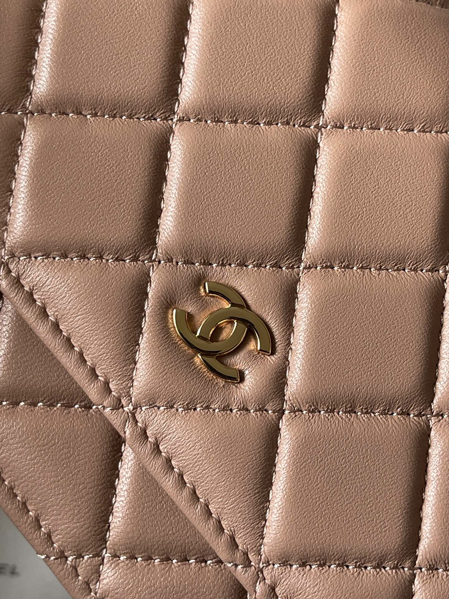 Chanel CF WOC Lambskin Chain Wallet - Image 6