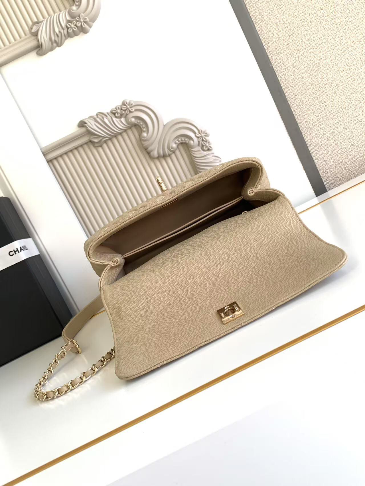 Chanel Coco Handle Handbag - Image 6