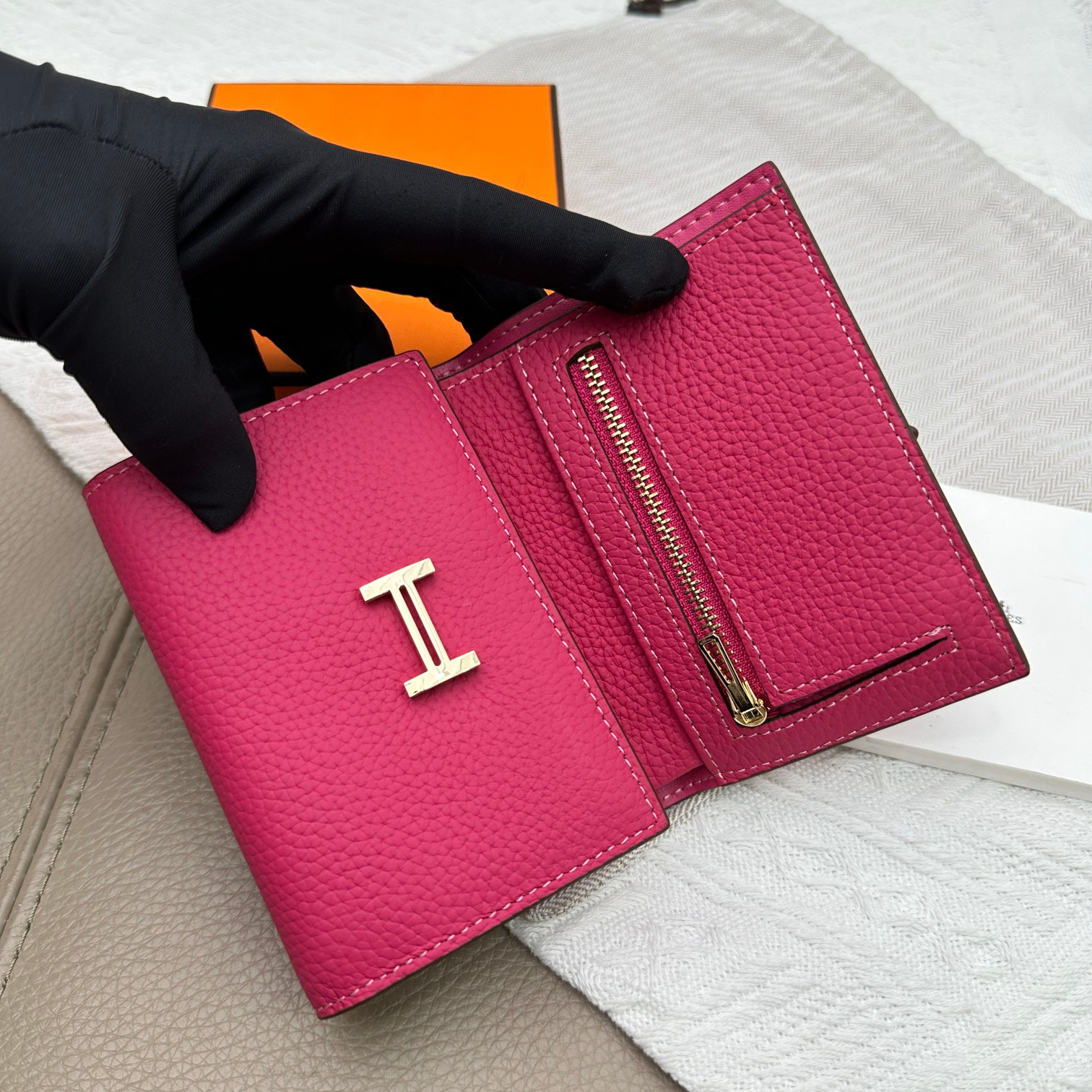 Hermes Togo Leather Tri-Fold Wallet with Gold-Tone Clasp - Image 6