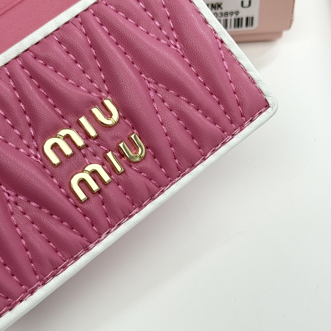 Miu Miu F11 Lambskin Wallet - Image 6