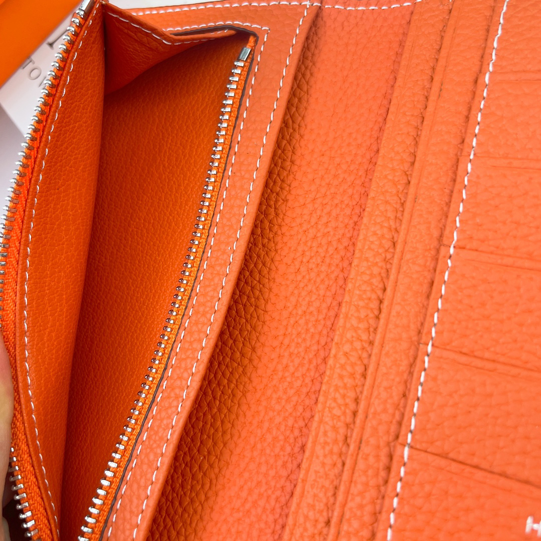 Hermès Evercolor Leather Long Wallet - Image 6