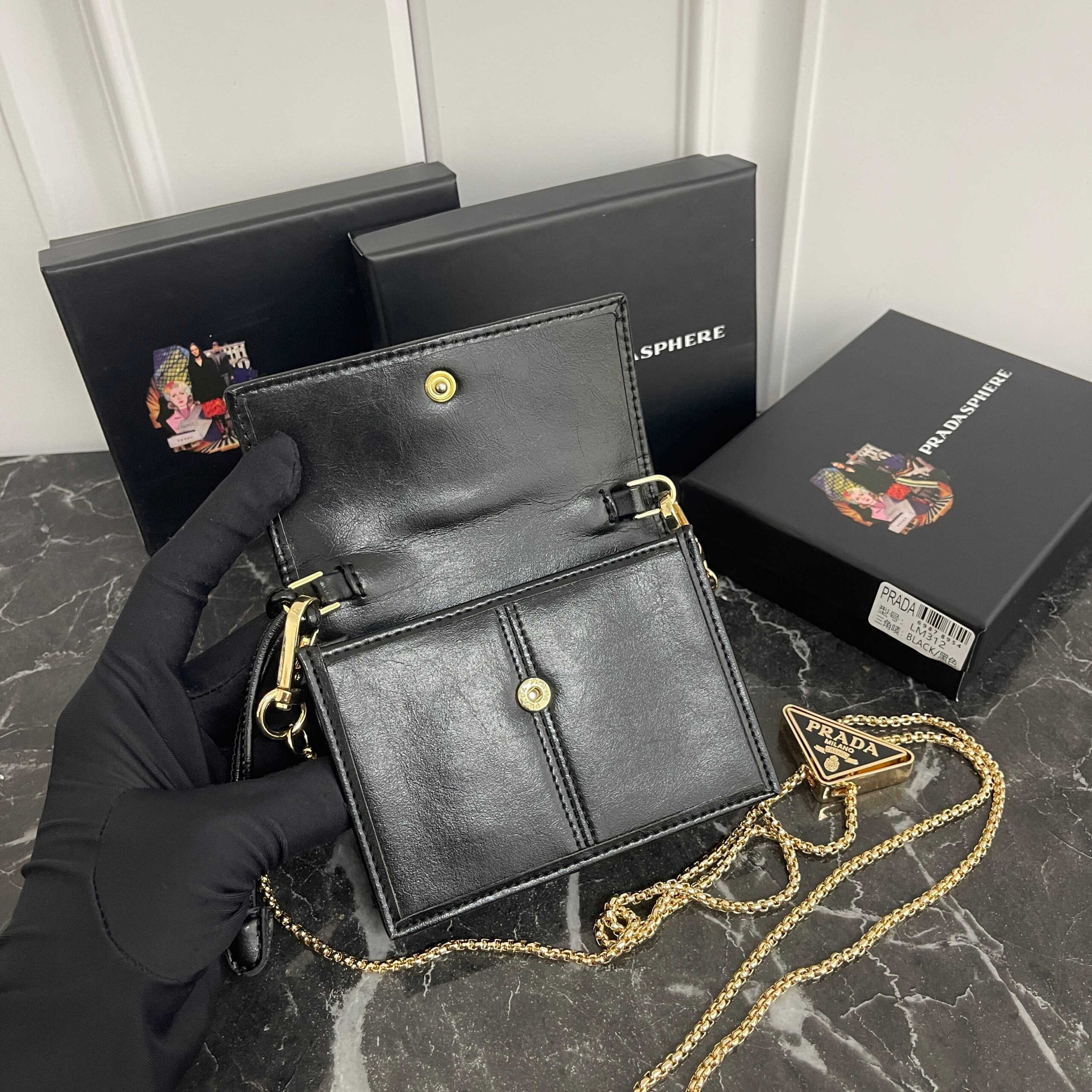 Prada Leather Card Holder with Triangle Logo and Snap Closure - Image 6
