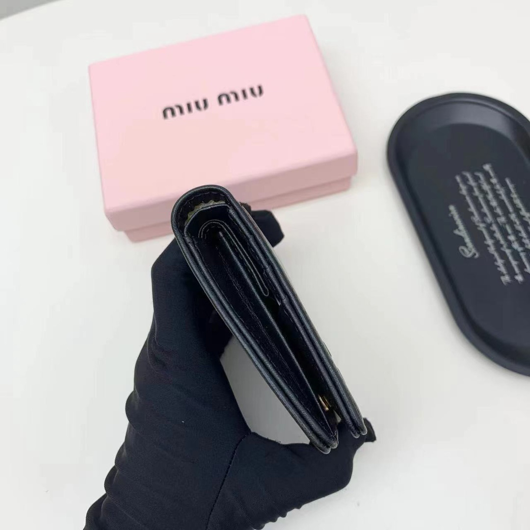 Miu Miu Leather Wallet 5238 - Image 6