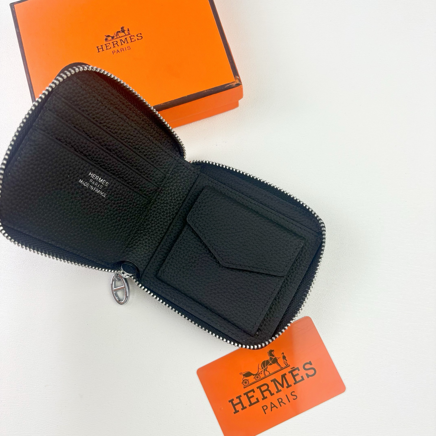 Hermès Silk'in Leather Wallet - Image 6
