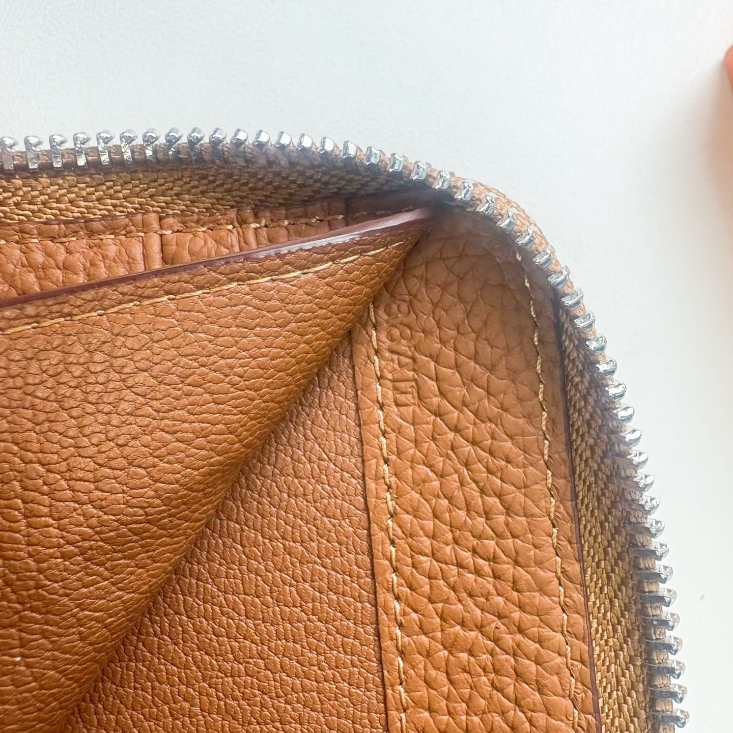 Hermès Silk'in Wallet in Calfskin - Image 6