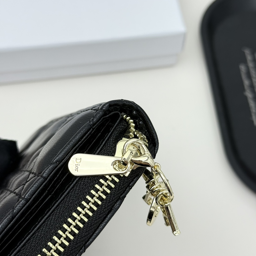 Dior Leather Wallet - Image 6
