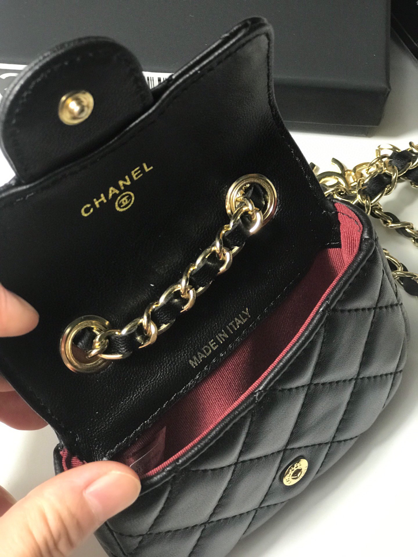 Chanel Mini Belt Bag A8900 - Image 6