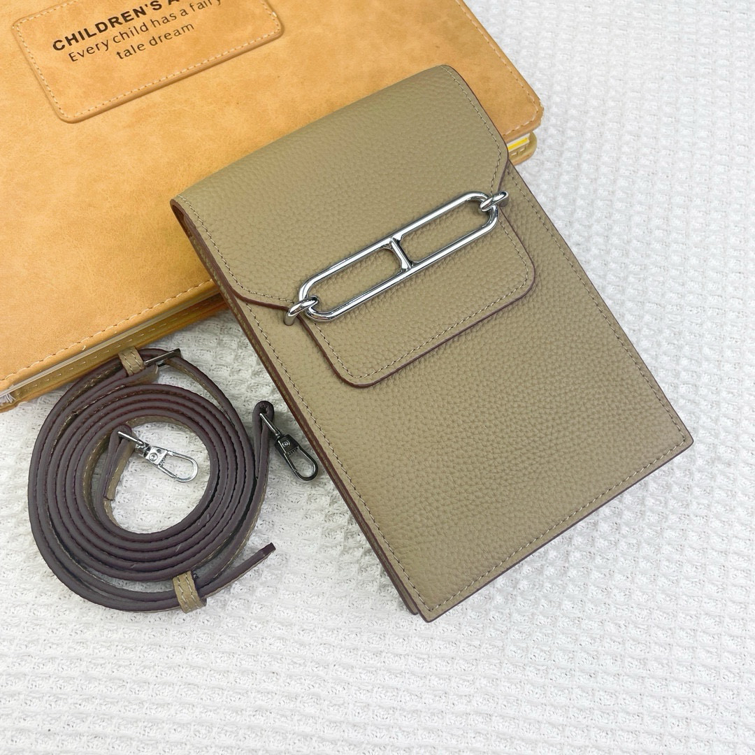 Hermes Nose Bag, Gold Hardware - Image 6