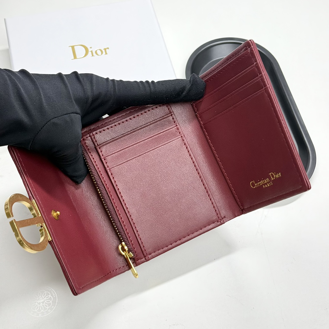 Dior Multifunctional Small Leather Wallet - Image 6