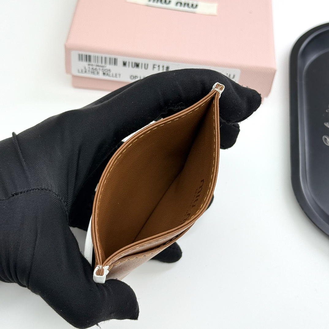 Miu Miu F11 Lambskin Wallet - Image 6