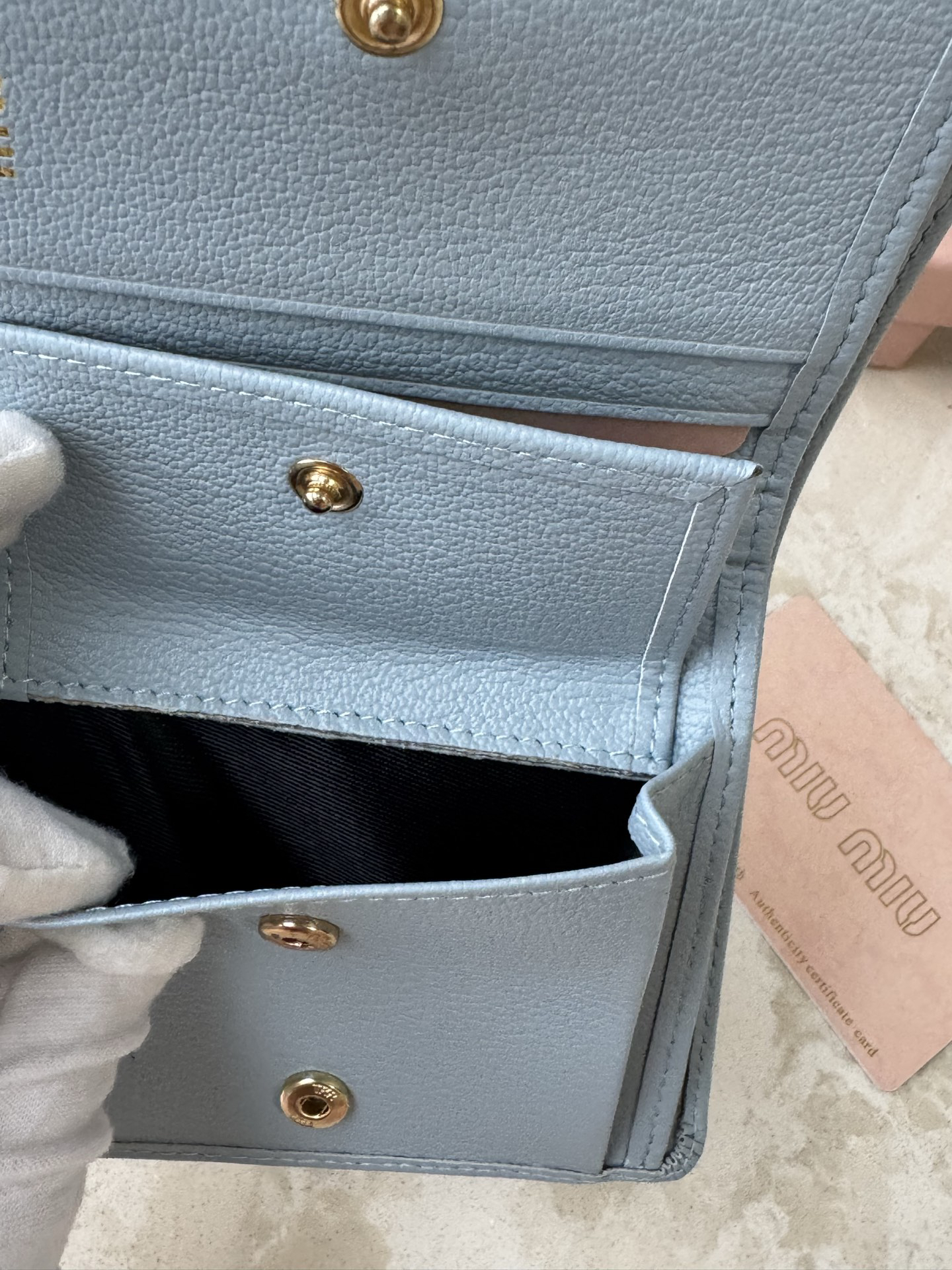 Miu Miu Leather Wallet - Image 6