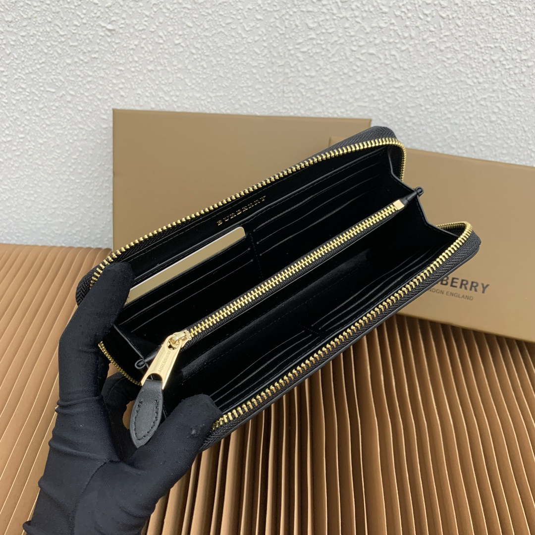 Burberry Checkered Full-Zip Wallet - Image 6