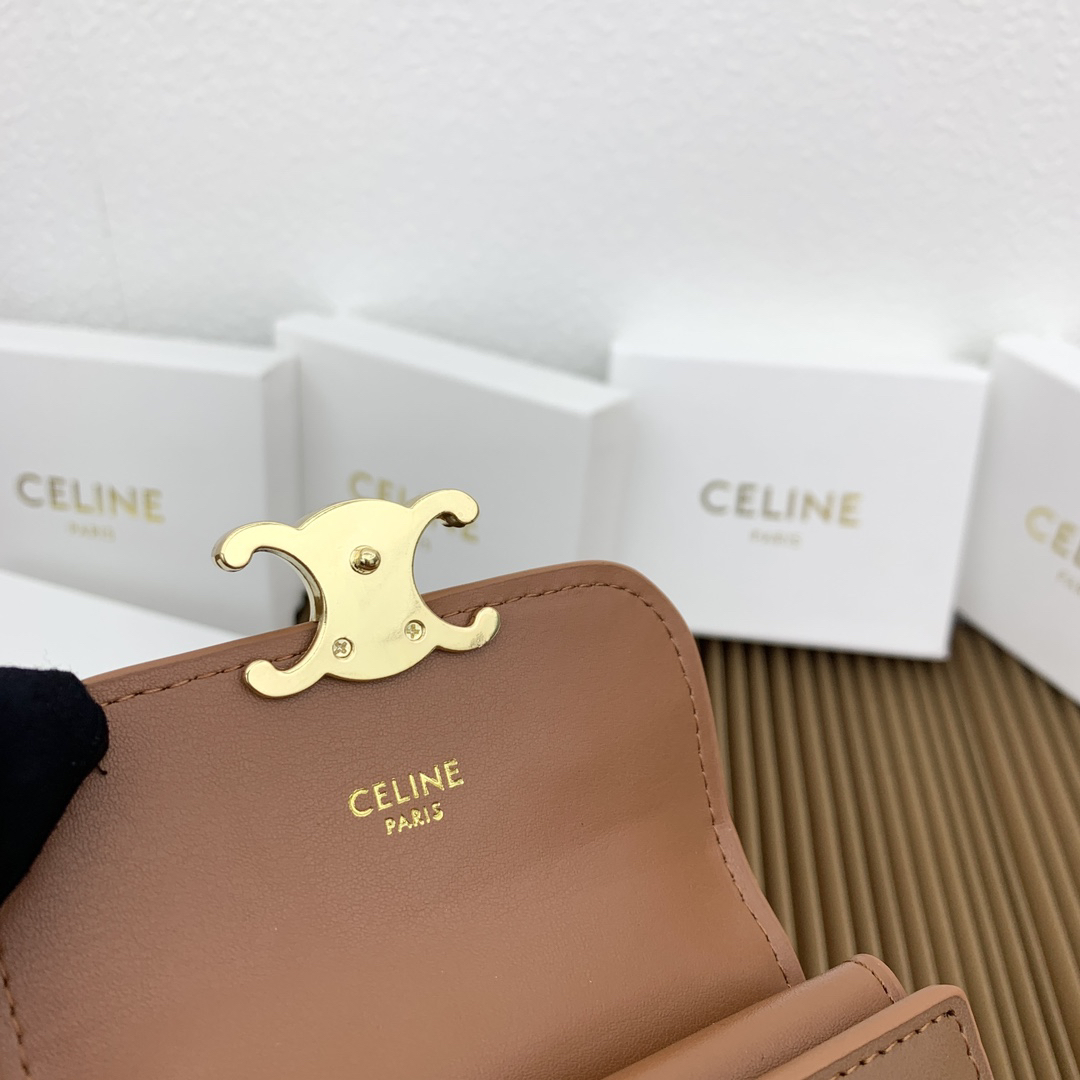 CELINE Small Shiny Lambskin Flap Wallet - Image 6