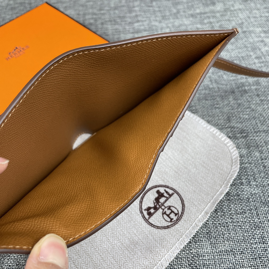 Hermès 5120 Palm-Grain Leather Wallet - Image 6