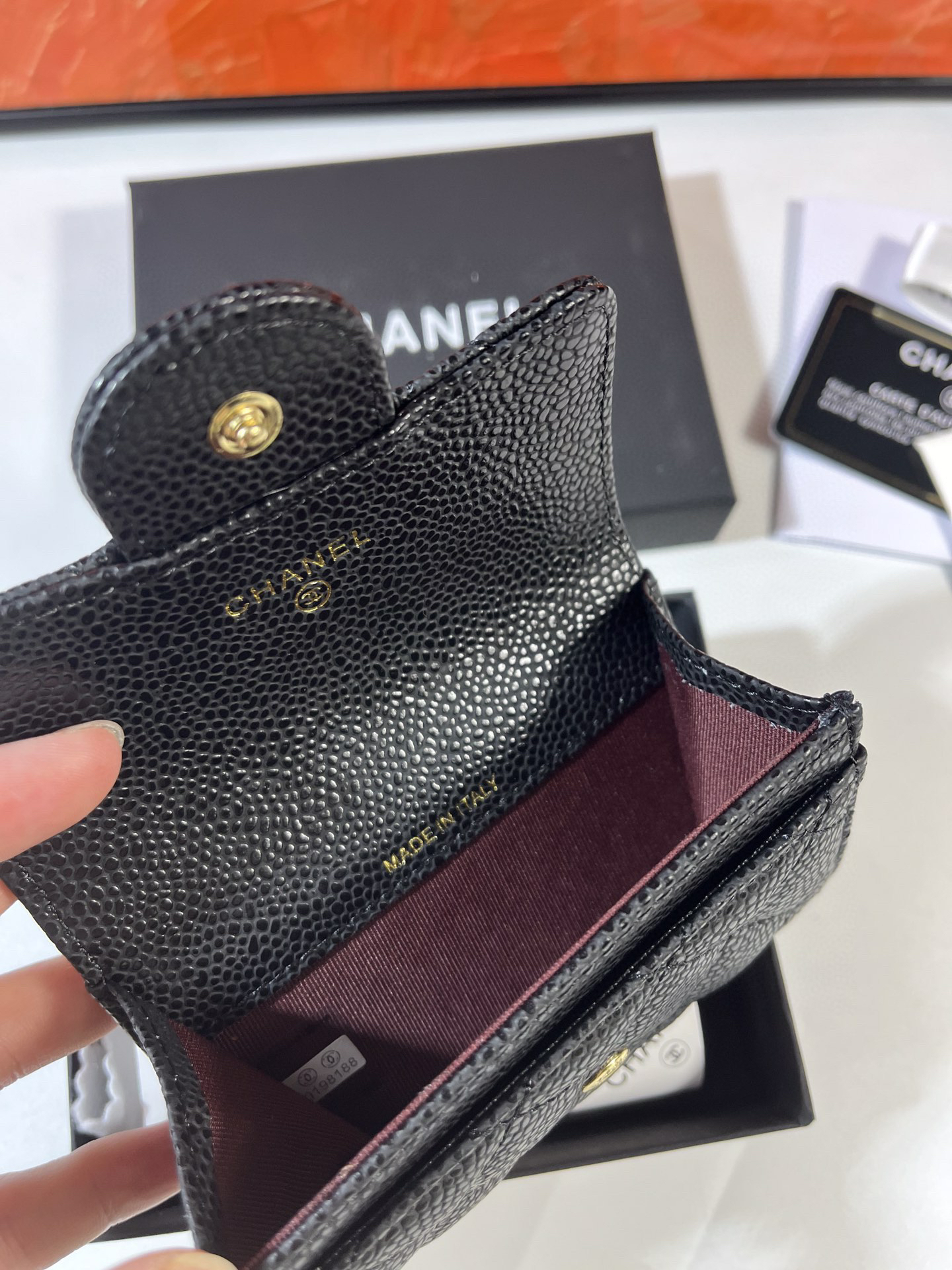 CHANEL CF Series Caviar Leather Card and Coin Purse - Image 6