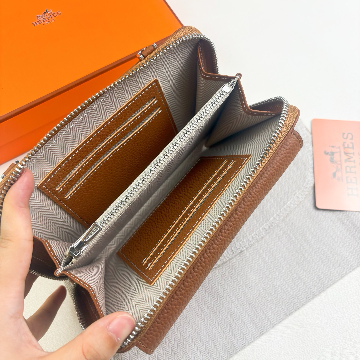 Hermès Togo Leather Crossbody Bag - Image 6