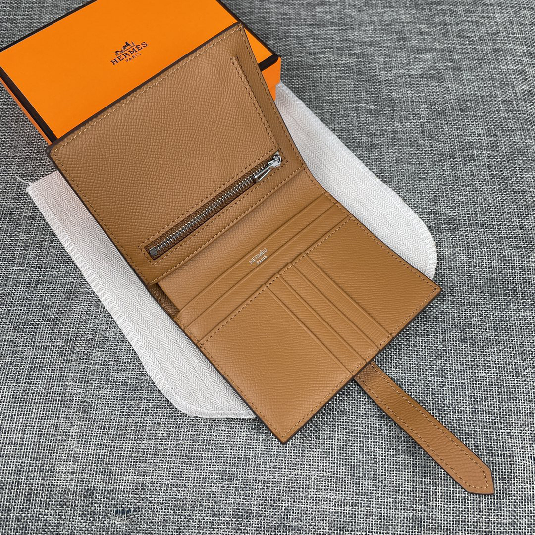 Hermes Palm-Grain Leather Vertical Wallet, Model 5120 - Image 6