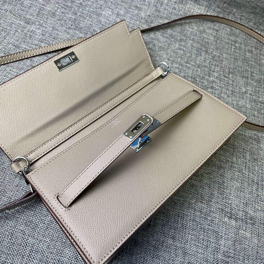 Hermes Kelly Pebbled Leather Shoulder Crossbody Bag - Image 6