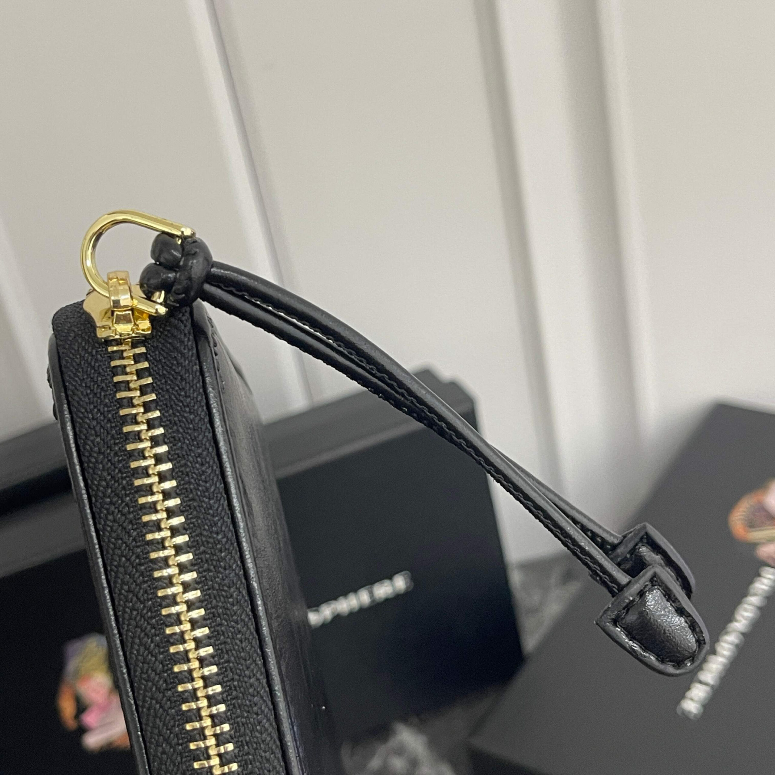 Prada Oiled Leather Wallet with Metal Triangle Logo - Image 6