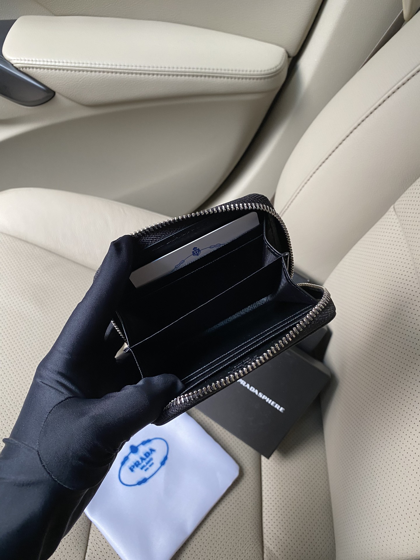 Prada 2MC553 Black Leather Card Holder - Image 6