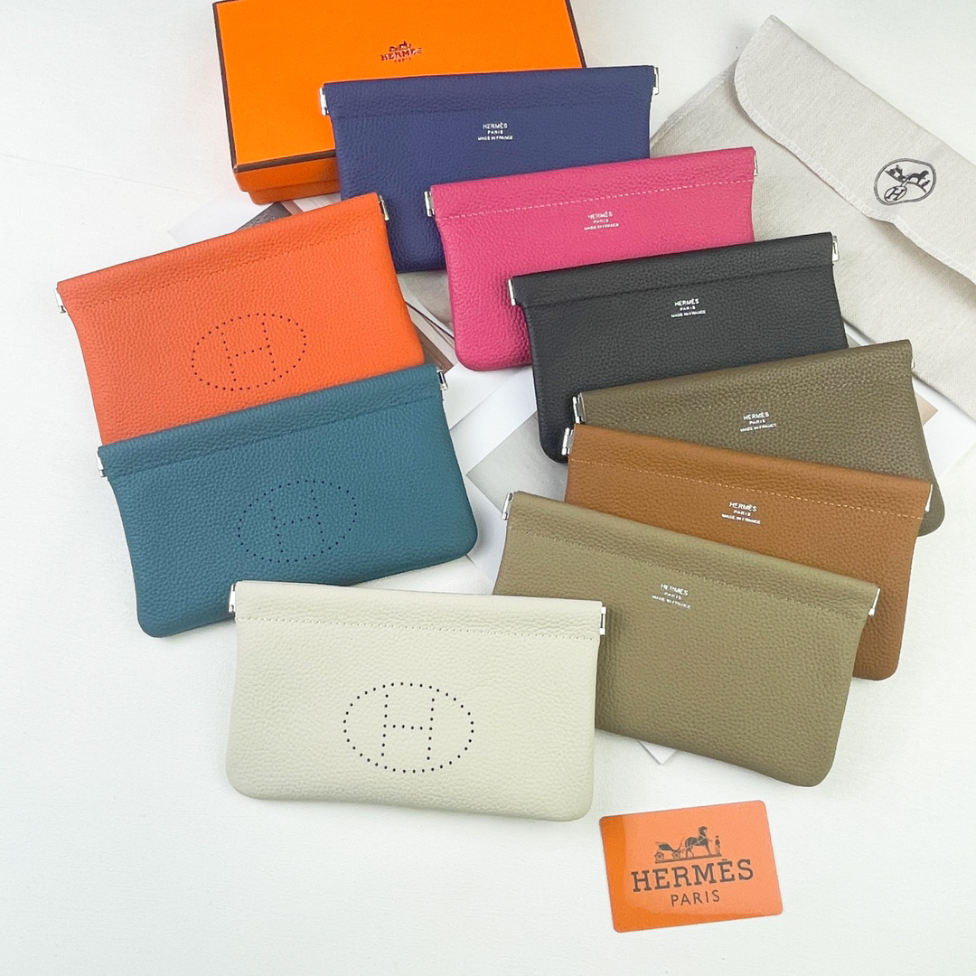 Hermes Togo Calfskin Wallet - Image 6