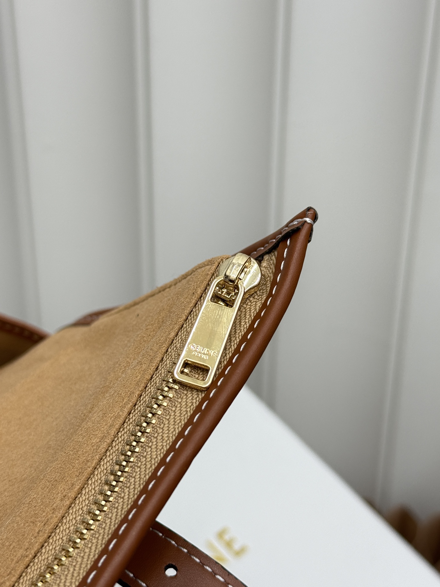 CELINE Woven and Cow Leather Jewelry Pouch - Image 6