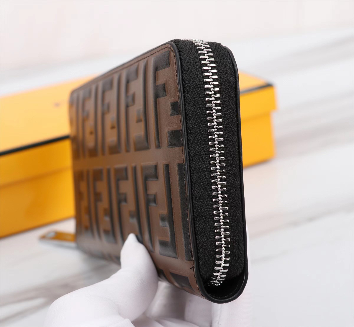 Fendi Zip Wallet in Khaki Leather - Image 6