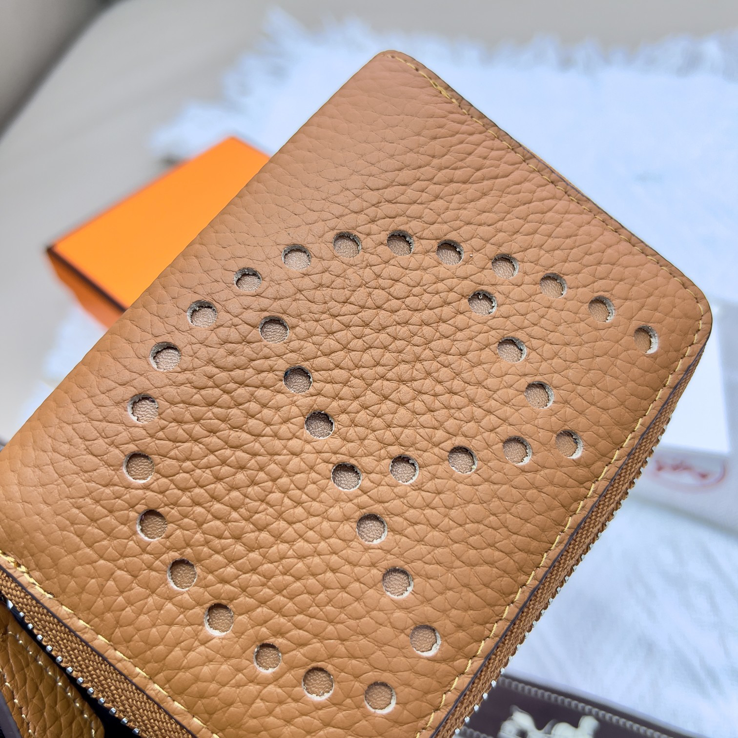 Hermès Constance Wallet - Image 6