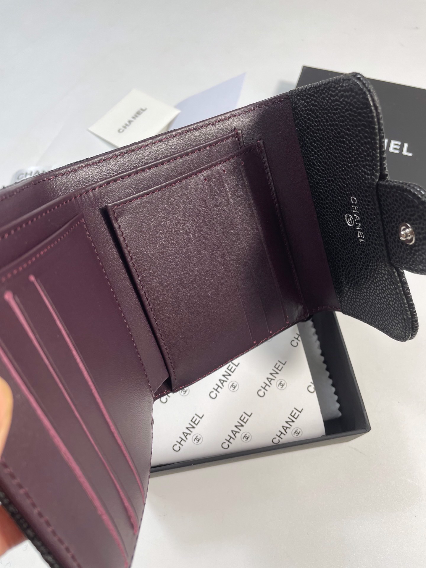 Chanel Classic Caviar Leather Wallet - Image 6