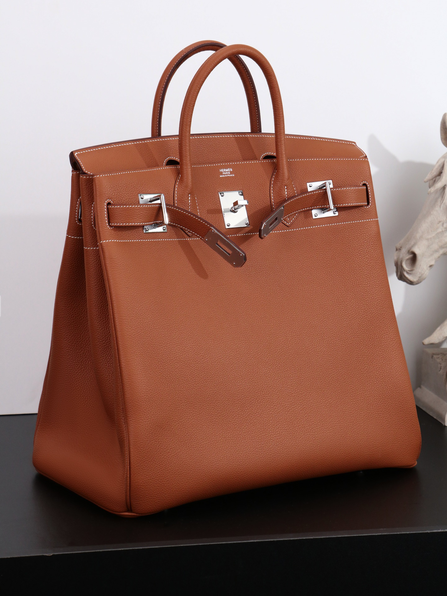 Hermès Birkin 40 HAC High-Height Handbag - Image 6