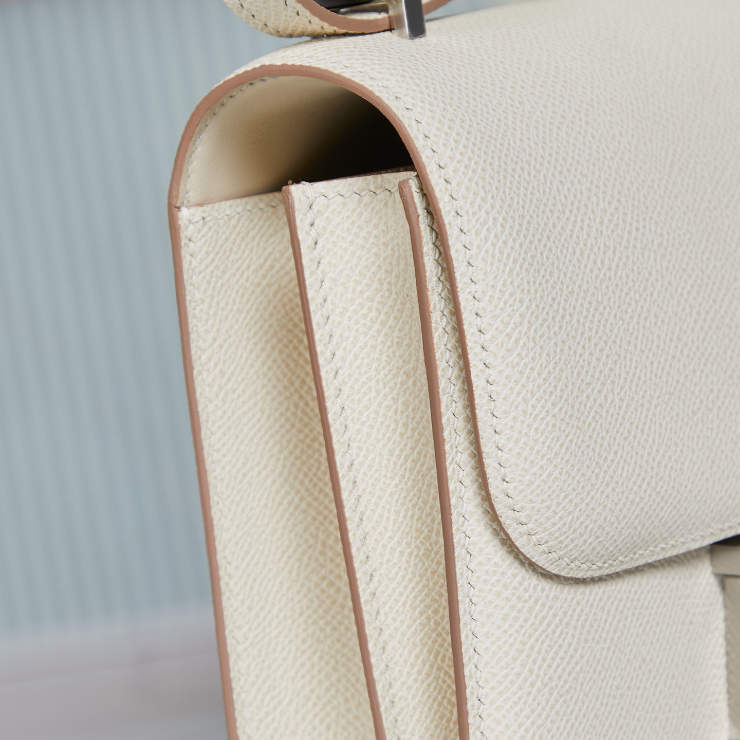 Hermès Constance 19 Shoulder Crossbody Bag - Image 6