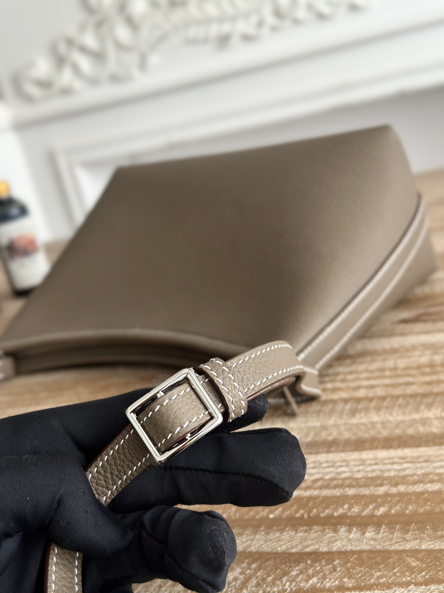 Hermes Berlingot Leather Shoulder Bag - Image 6