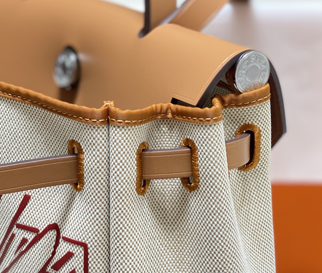 Hermès Herbag Zip Handbag - Image 6