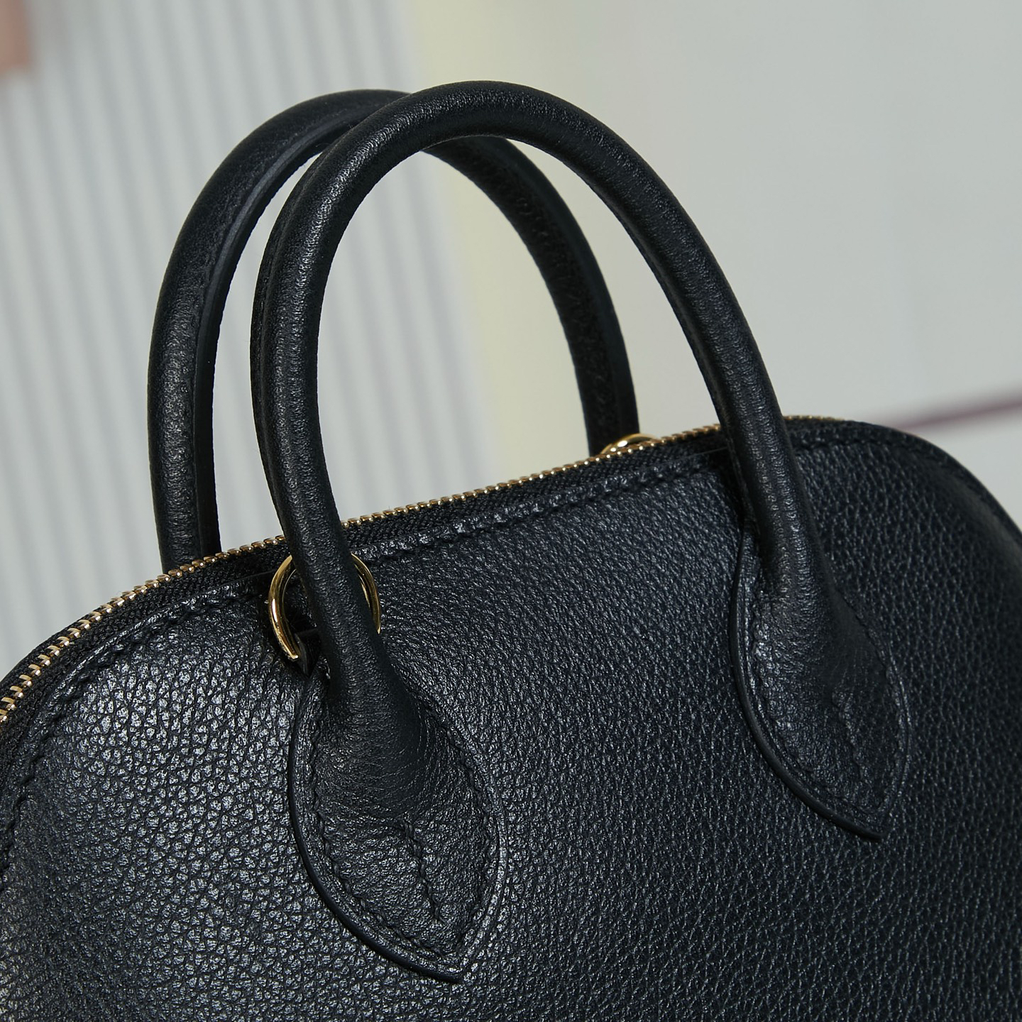 Hermes Bolide 19 Bowling Bag in Black Evercolor Leather - Image 6