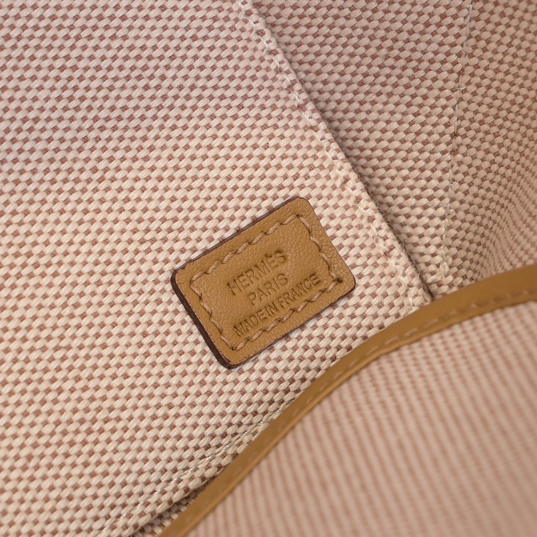 Hermes Steeple Tote Bag - Image 6