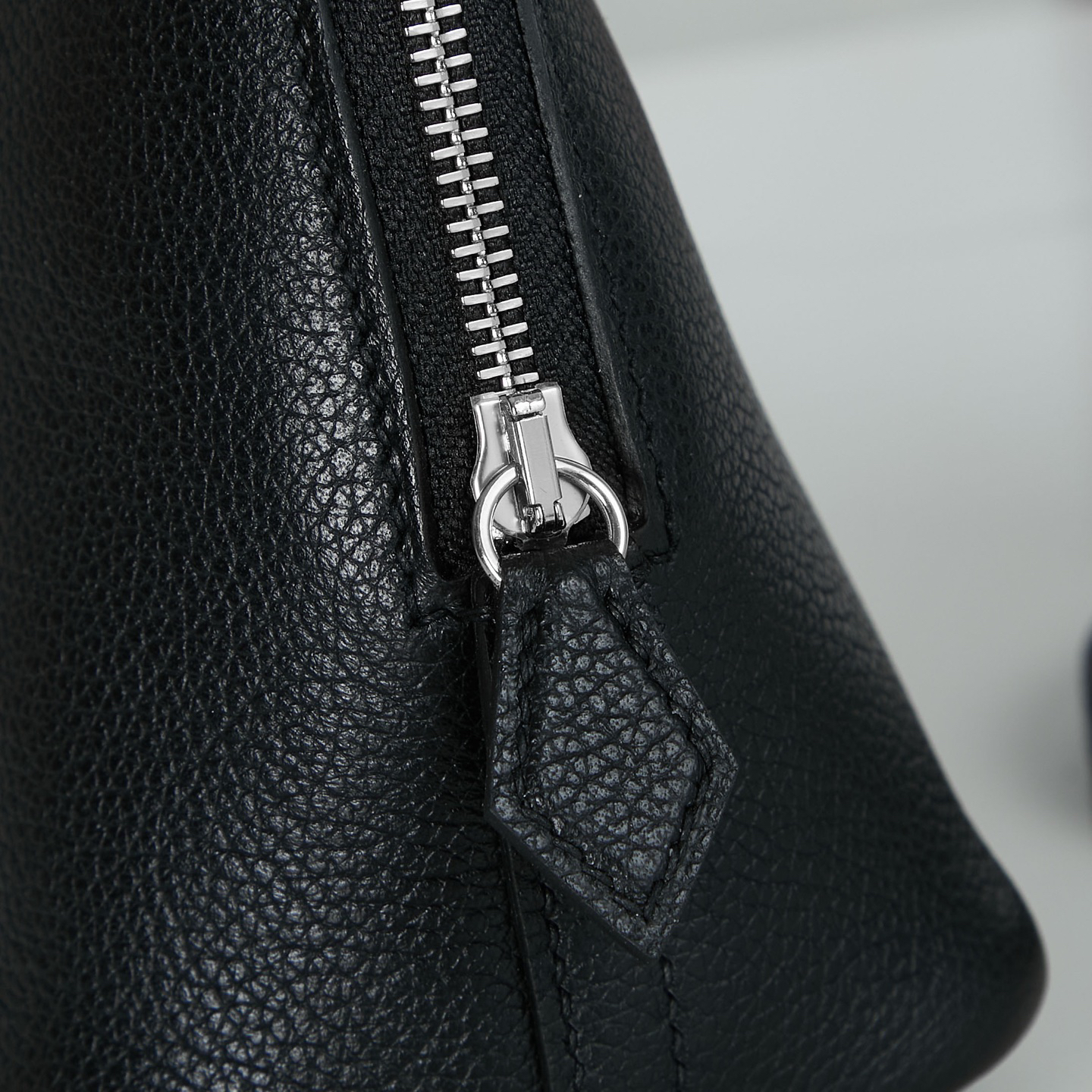 Hermes Bolide 19 cm Evercolor Leather Bowling Bag - Black - Image 6
